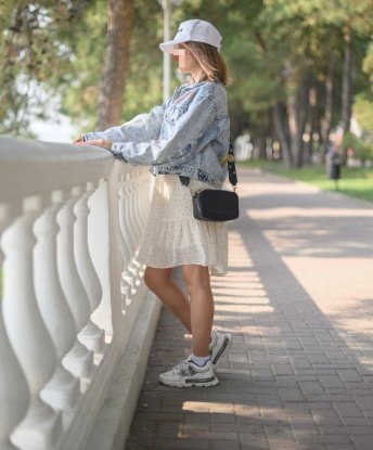 Азалия, 28 лет